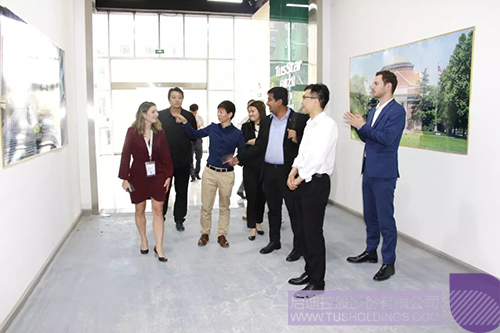 日韩人妻鲁交色情精品视频