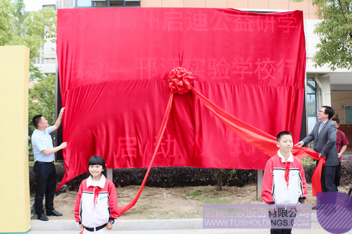 日韩人妻鲁交色情精品视频