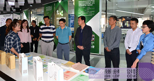 日韩人妻鲁交色情精品视频