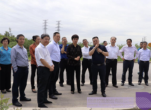 日韩人妻鲁交色情精品视频