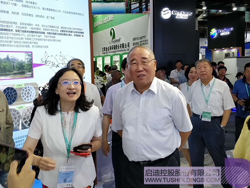 日韩人妻鲁交色情精品视频