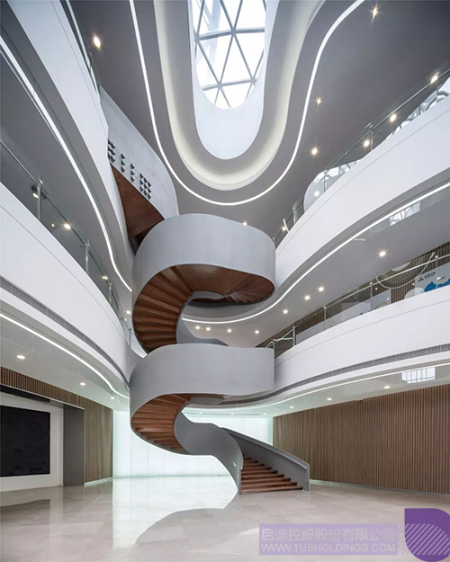 日韩人妻鲁交色情精品视频