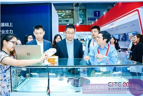 日韩人妻鲁交色情精品视频