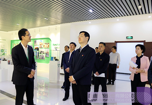 日韩人妻鲁交色情精品视频