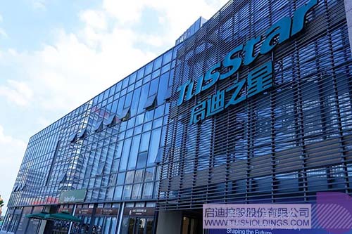 日韩人妻鲁交色情精品视频