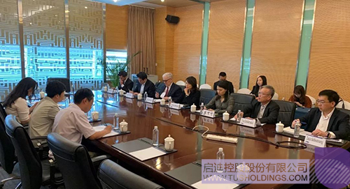 日韩人妻鲁交色情精品视频