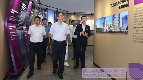 日韩人妻鲁交色情精品视频