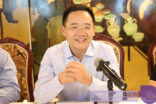 日韩人妻鲁交色情精品视频