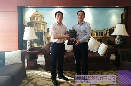 日韩人妻鲁交色情精品视频