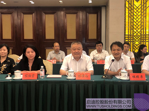 日韩人妻鲁交色情精品视频