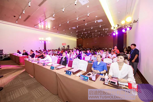 日韩人妻鲁交色情精品视频