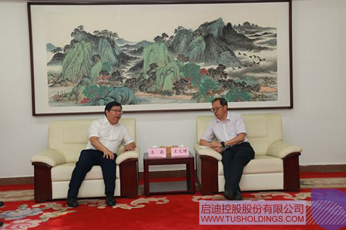 日韩人妻鲁交色情精品视频