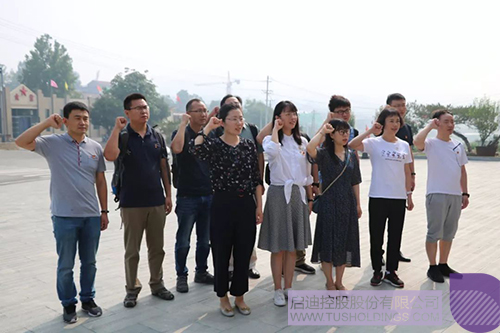 日韩人妻鲁交色情精品视频