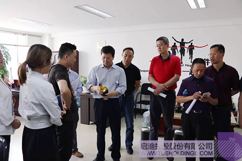 日韩人妻鲁交色情精品视频