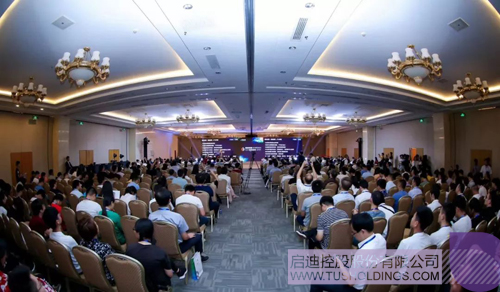 日韩人妻鲁交色情精品视频