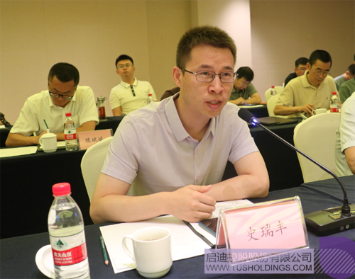 日韩人妻鲁交色情精品视频