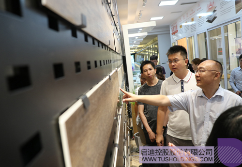 日韩人妻鲁交色情精品视频