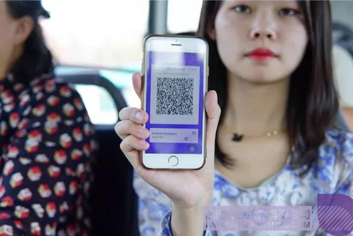 日韩人妻鲁交色情精品视频