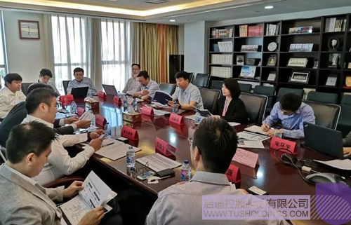 日韩人妻鲁交色情精品视频