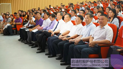 日韩人妻鲁交色情精品视频