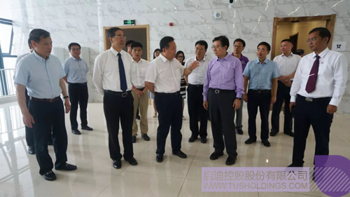 日韩人妻鲁交色情精品视频