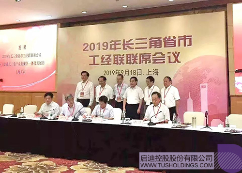 日韩人妻鲁交色情精品视频