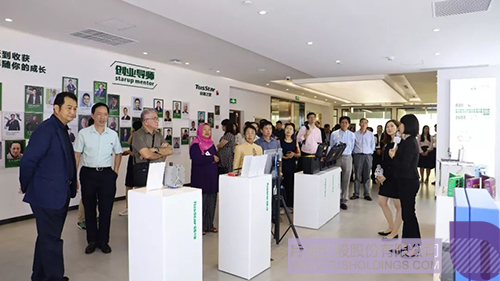 日韩人妻鲁交色情精品视频