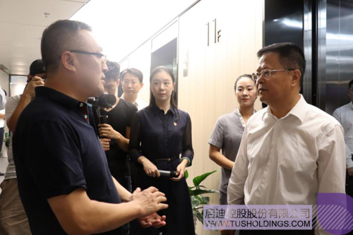 日韩人妻鲁交色情精品视频