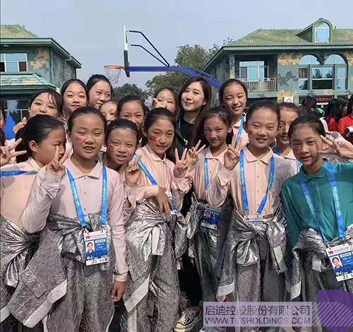 日韩人妻鲁交色情精品视频