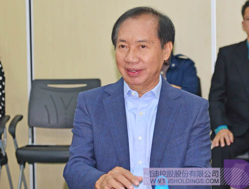 日韩人妻鲁交色情精品视频