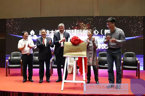 日韩人妻鲁交色情精品视频