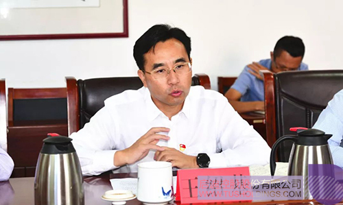 日韩人妻鲁交色情精品视频