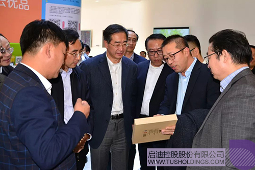 日韩人妻鲁交色情精品视频