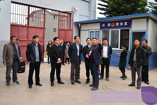 日韩人妻鲁交色情精品视频