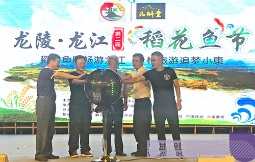 日韩人妻鲁交色情精品视频