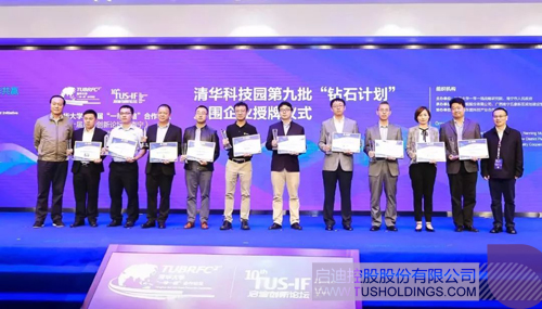 日韩人妻鲁交色情精品视频